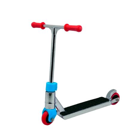 Finger Whips Finger Scooter - Chrome £7.99